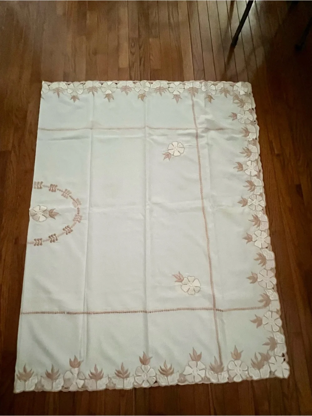 Embroidered Floral Tablecloth - 8 Napkins Cream with Beige Accents 84”x56”